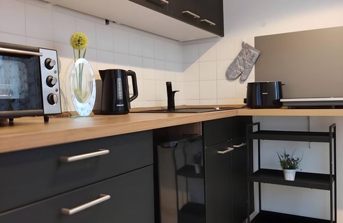 Schoenefeld Apartment | Near Airport BER Maisonette Apartment Schönefeld