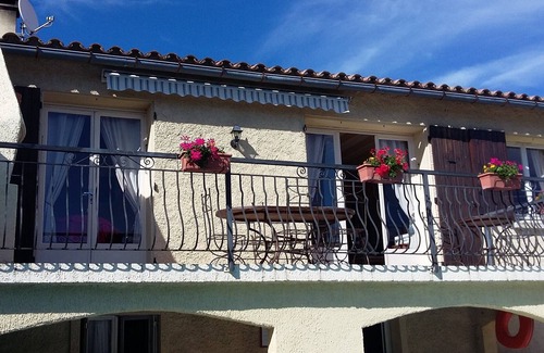 Fontiers-Cabardes Villa | Near Carcassonne luxury villa with private pool and large garden