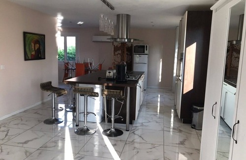 Blonville-sur-Mer Villa | Near Deauville-Villa-Heated Pool and Sauna