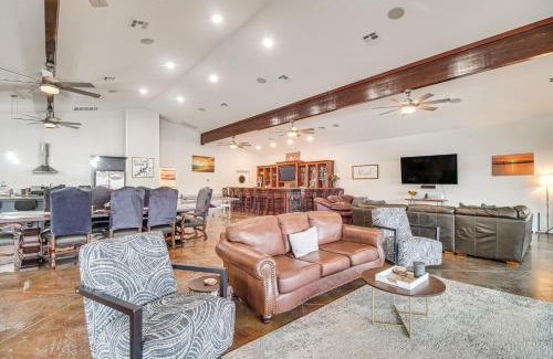 Tia Juana House | Near Disney Tmorrows Grand Getaway with Dock!