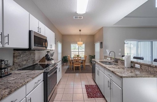 Highgate Park House | Near Disney, Upscale 5 BR 2 Story Pool Home w/game room