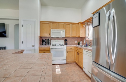 Mesa Del Sol House | Near Golf Courses: Poolside Paradise in Yuma!