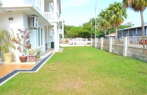 Seri Tanjung Pinang House | Near Gurney 3-Storey Event Hse by Felice Homestay