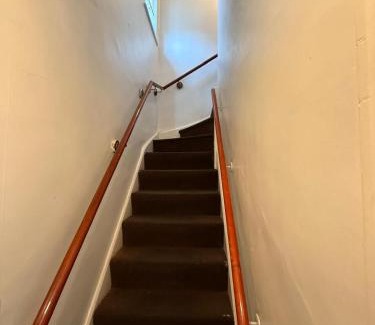 Beeston Hotel | Near Hylands hotel family room for 3