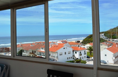 Paredes da Vitoria Apartment | Near Nazare Big Waves Surf - Free WiFi