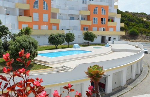 Paredes da Vitoria Apartment | Near Nazare Big Waves Surf - Free WiFi