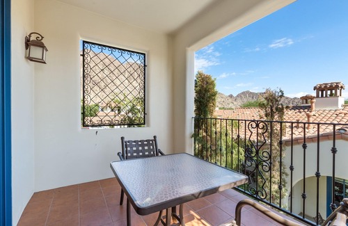 La Quinta Condo | Near Pool! Deluxe King Casita near Clubhouse - Pet Friendly! (C48)