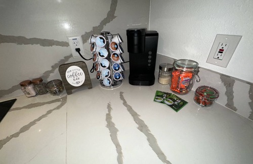 Salt Lake City Apartment | Near Skiing, Gym, Smart TV, Fast WiFi, Netflix