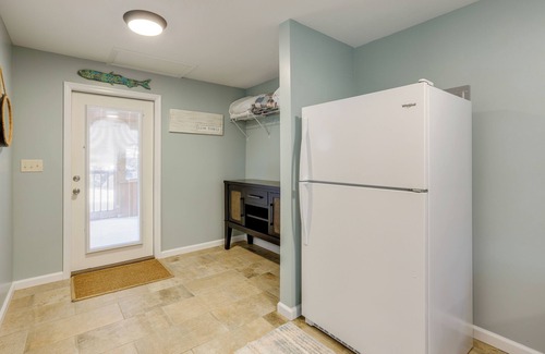 Steinhatchee Apartment | Near Steinhatchee River: Studio w/Screened Porch!