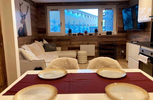 Courchevel Condo | Near the Snowfront Modern Apartment