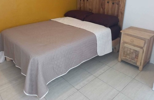 Guadalajara Municipality House | Near to shopping center