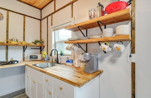 Forks Apartment | Near Twilight Sites & Scenic Hikes: Forks Apt
