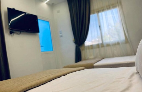 Kafrat al Jabal Hotel | Neat & Modern Studio 2Mins Pyramids - Royal desert inn
