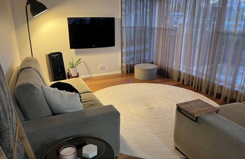 Bendigo House | Neat Retreat on Brougham
