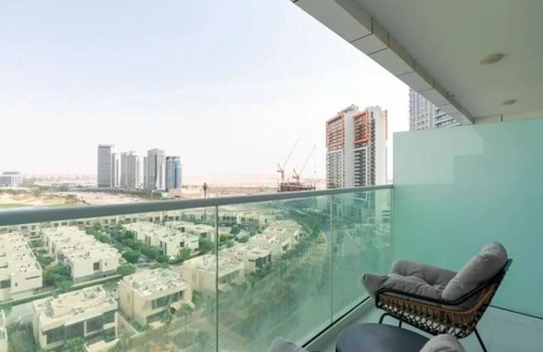 Dubai Apartment | Neat Studio at Carson C