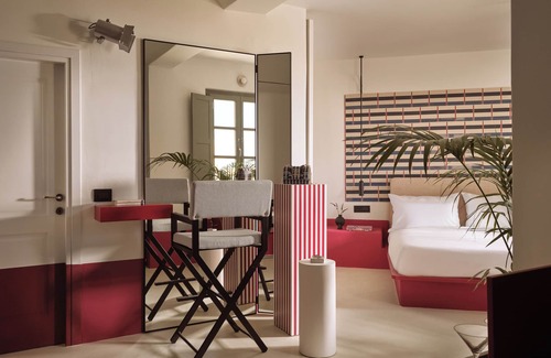 Finikia Hotel | Neema Maison Finikia Santorini