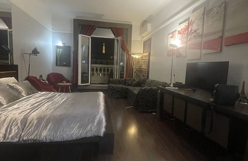 Faubourg-du-Roule Apartment | Nefertiti Champs-élysées