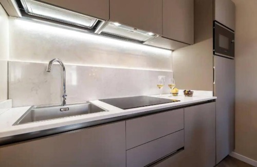 Cannaregio Apartment | nElegant Canal-View Apartment with Terrace in Venice