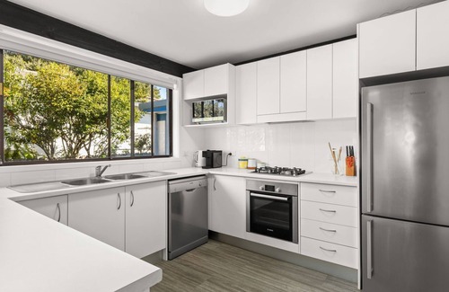 Vincentia Cottage | Nelson Beach Cottage by Experience Jervis Bay