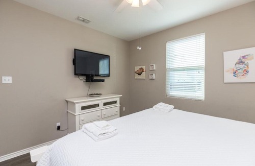 Corpus Christi Villa | Nemo Cay Resort D146K Poolside