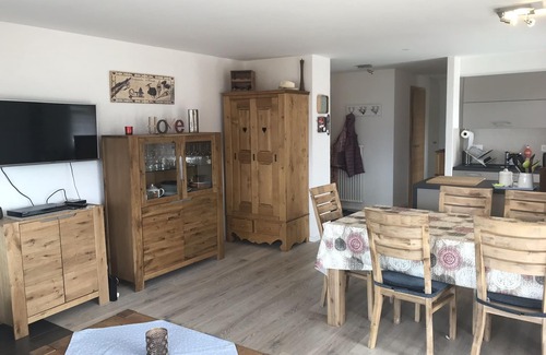 Saint-Pierre-de-Clages Apartment | Nendaz Centre Superbe Appartement 3 p. 75m2 Avec Piscine Parking et vue
