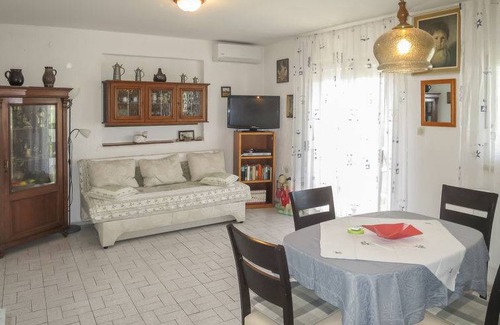 Rovanjska Apartment | Nensi (HF83MDE)