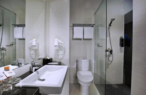 Bandung Hotel | Neo Dipatiukur Bandung by ASTON