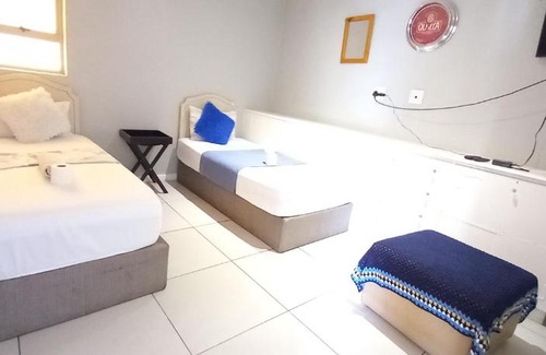 Goodwood House | Neo&ruks bnb guest houses