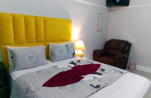 Goodwood House | Neo & Ruks Guest House goodwood 4