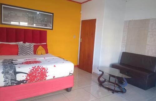 Goodwood Bed & Breakfast | Neo & Ruks Rooms Parow 5