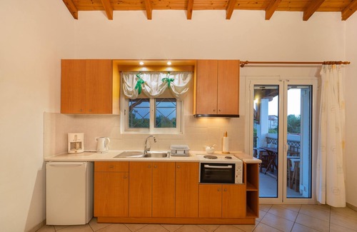 Pylos-Nestoras House | Nerine House
