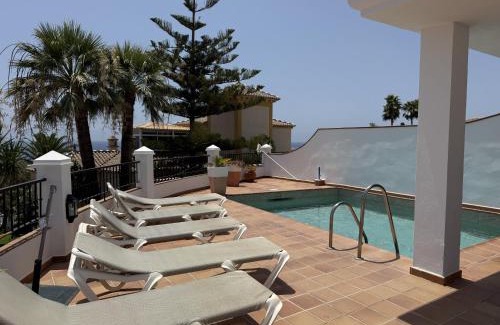 Chimenea Villa | Nerja Paradise Rentals - Villa El Paraiso