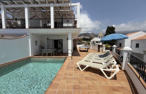 Chimenea Villa | Nerja Paradise Rentals - Villa El Paraiso