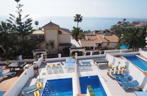 Chimenea Villa | Nerja Paradise Rentals - Villa Azalea