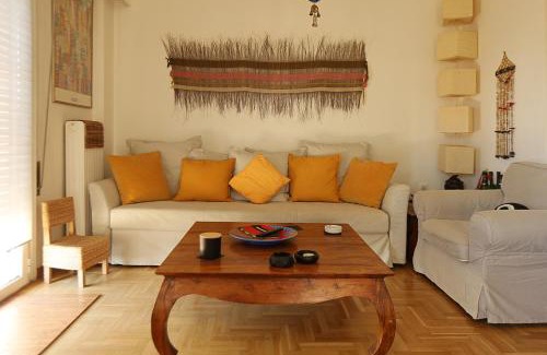 Mets Apartment | Nest in Mets