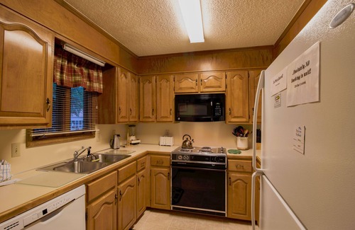 Sugar Mountain Condo | 'Nest on Sugar' - 2B Condo w/Clubhouse Access