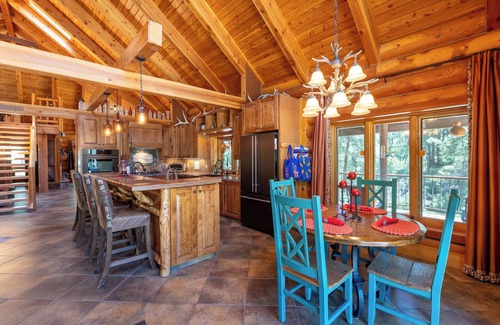 Bayfield House | Nestled in San Juan National Forest
