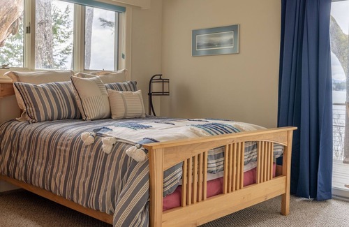 Sitka Cabin | Nestled in the Heart of Nature