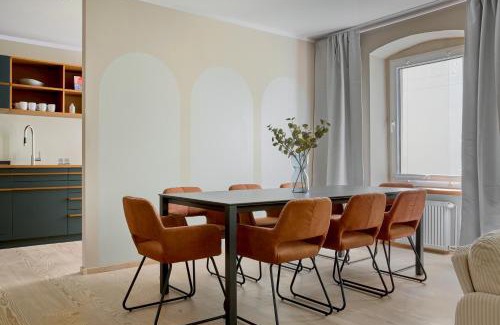 Prenzlauer Berg Apartment | nestup - Zentrales 120 qm Design-Loft mit Balkon