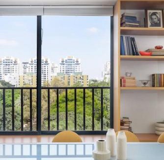 Tel Aviv Apartment | Neta's Central 3BR Gem Close to the Beach with Bomb Shelter in Tel Aviv
