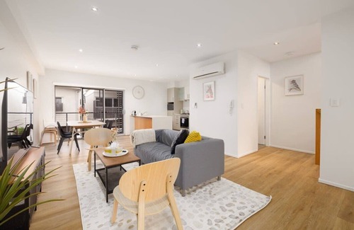 Morningside House | Netflix，Peaceful 3BR Morningside Gem: Cozy Retreat