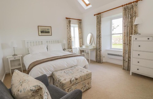 Rothesay House | Nether Stravannan North