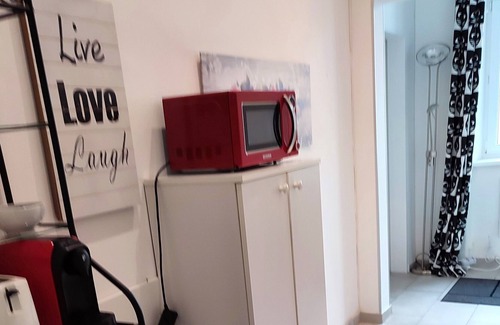 Favoriten Apartment | Nette Wohnung mit Guter Verkehrsanbindung