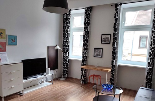 Favoriten Apartment | Nette Wohnung mit Guter Verkehrsanbindung