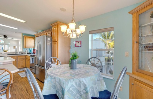 Nettles Island House | Nettles Island Jensen Beach Home: Walk to Ocean!