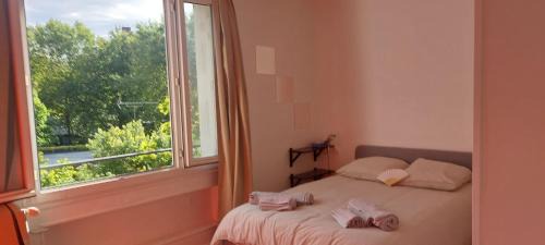 Neuilly-sur-Seine Bed & Breakfast | Neuilly-sur-Seine calme et lumineux. B&B. 3 chambres