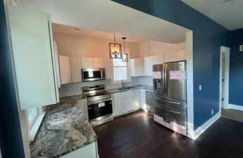 Downtown Omaha Villa | New 1890 Craftsman Home 5BR 4BA