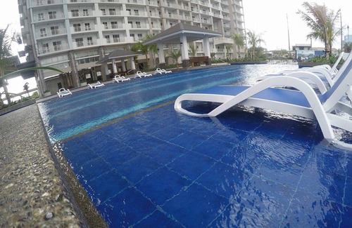 Pasig House | NEW 2BR Modern Urban Living - Resort Amenities w/parking - kapitolyo Pasig