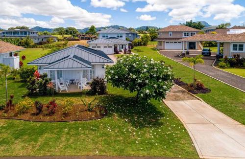 Poipu House | NEW 2BR Poipu Cottage - AC Pool Gym Pickleball