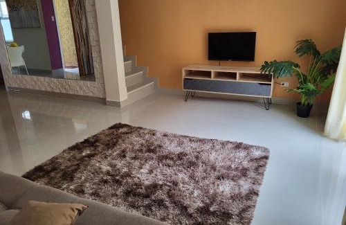 Manta House | New 3 bedroom home in modern housing complex